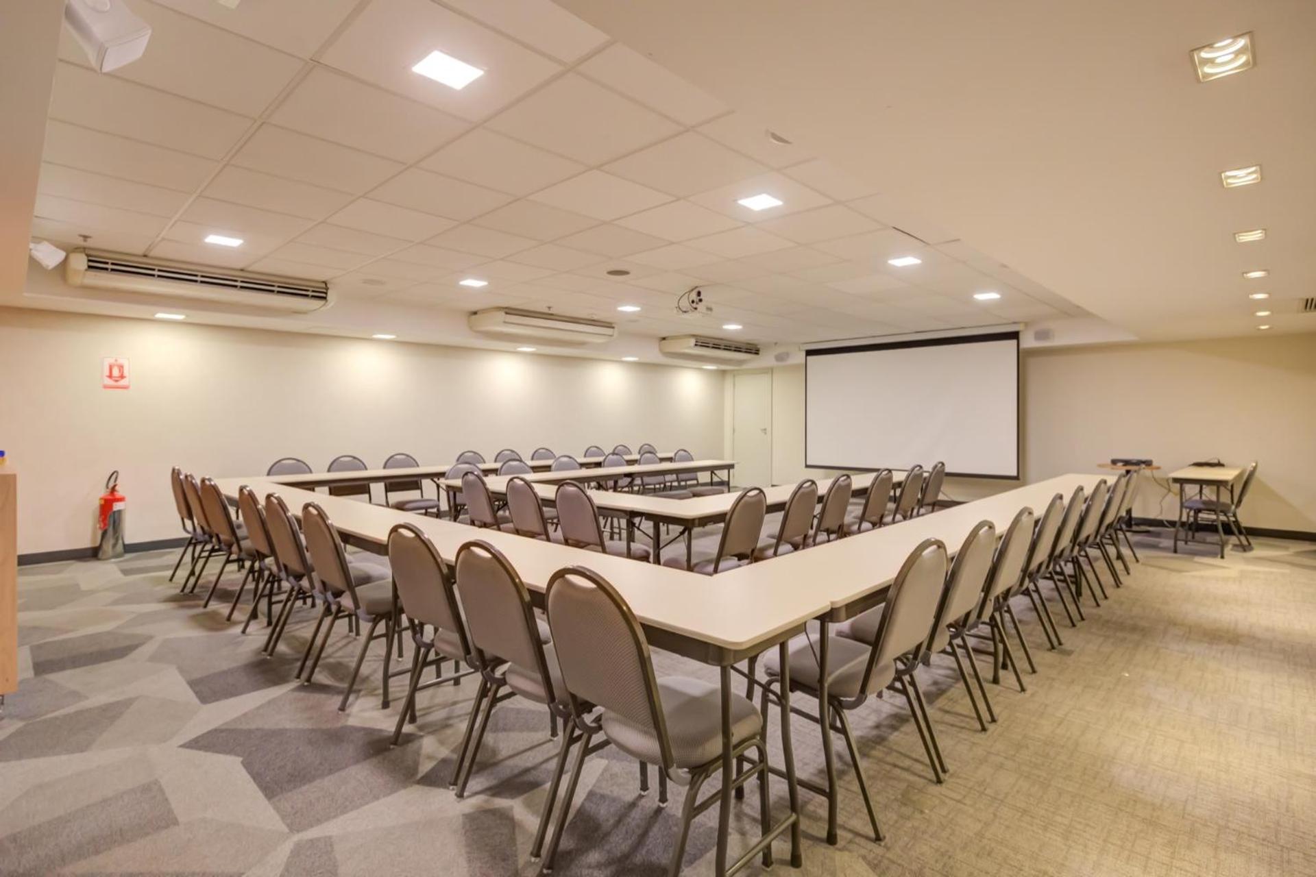 Ibis Nova America 3*