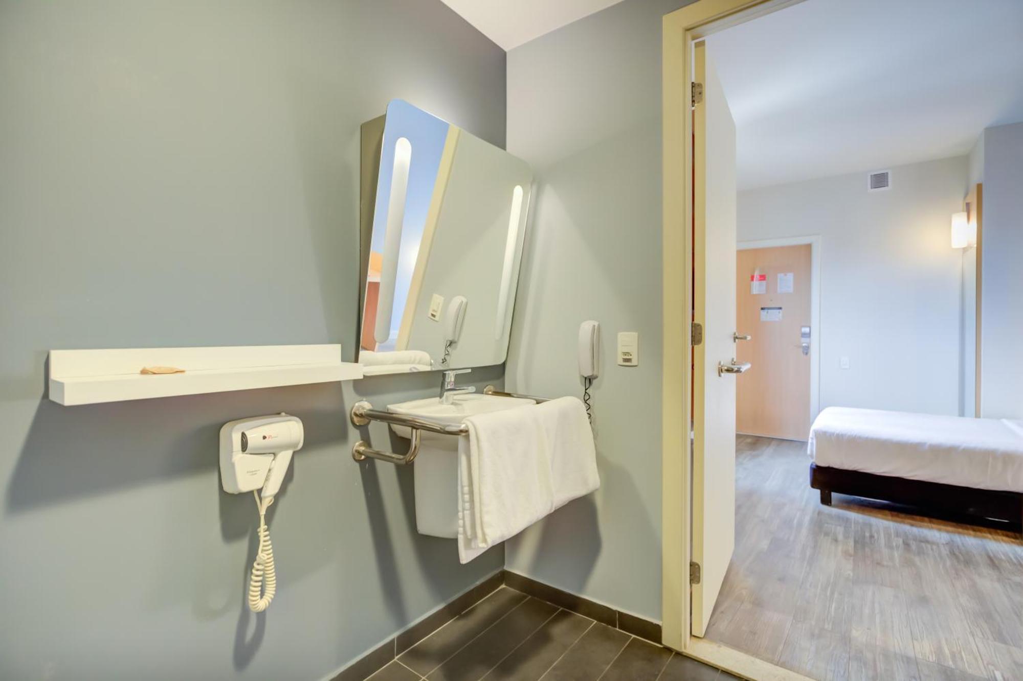 Ibis Nova America
